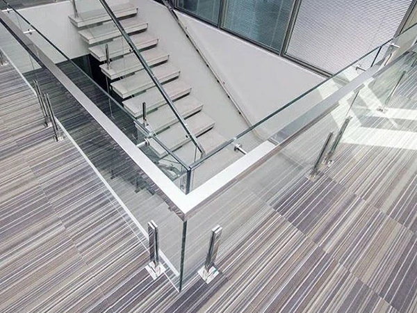 12mm Glass Spigot Application