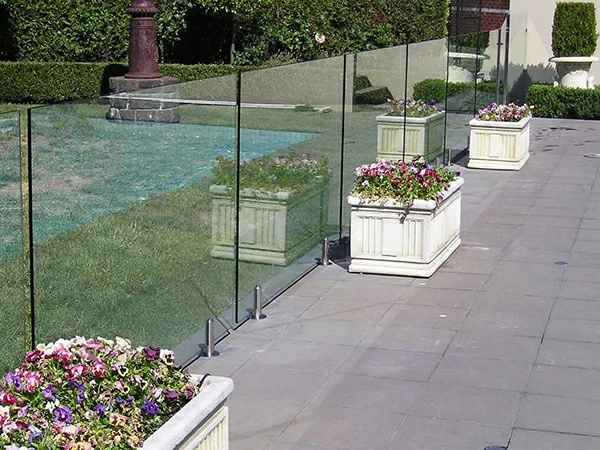 Glass Pool Fencing Spigot Application