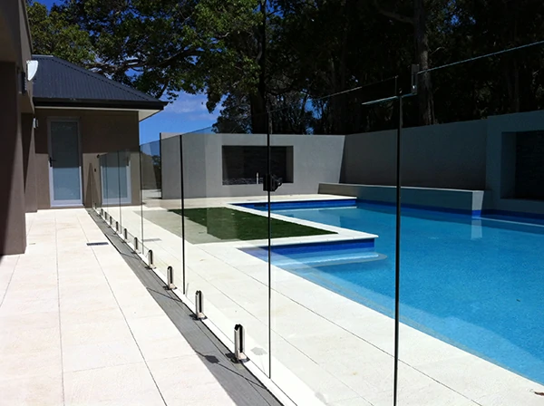 Square In-ground Glass Spigots Application