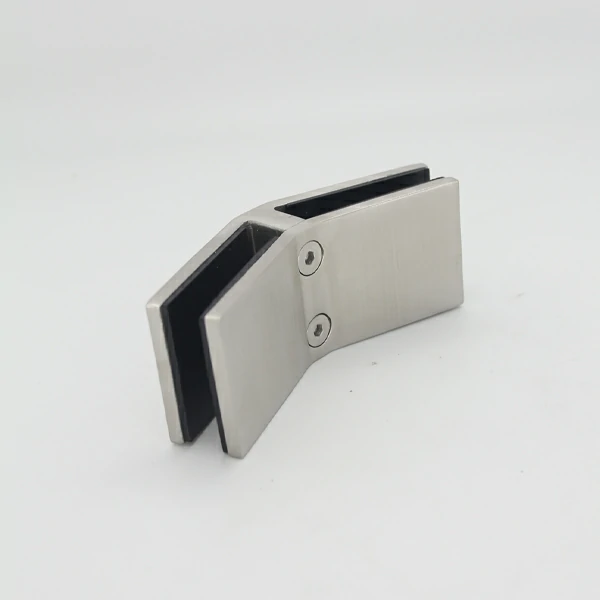 No-hole double-opening square head 135 degree glass clamp