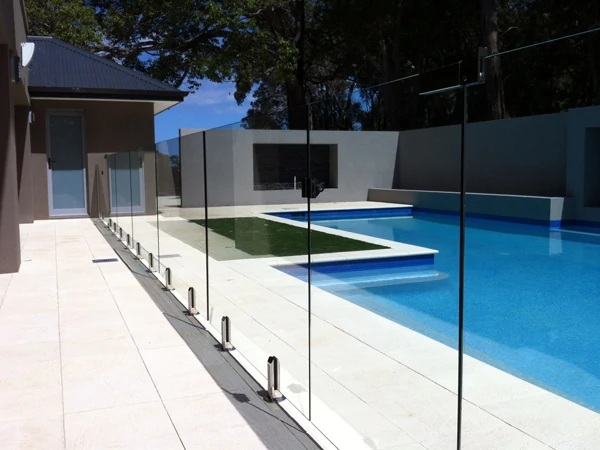 Glass Spigots, Glass Clamps, and Hydraulic Hinges for Glass Railing System