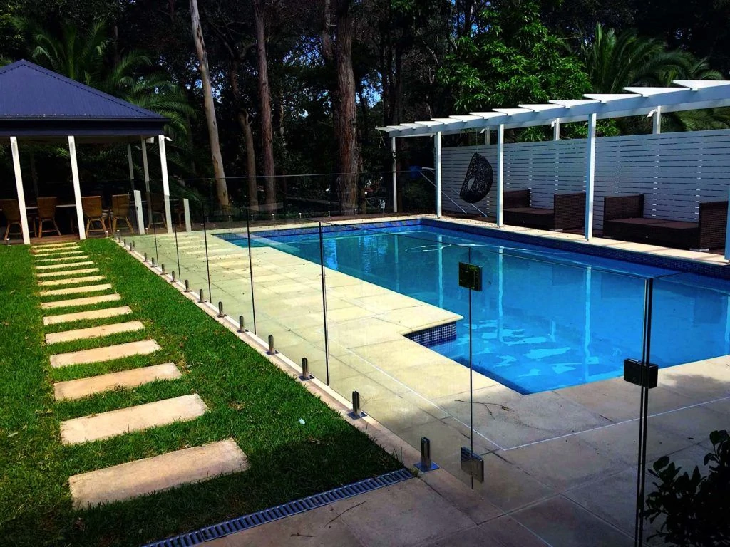 Swimming pool glass door hinges
