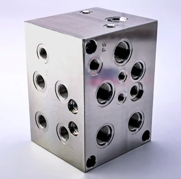 2205 Duplex stainless steel hydraulic valve block casting, precision machined for corrosion resistance in offshore marine environments.